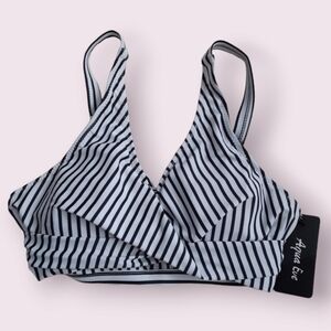 Black and white striped bikini top, XS